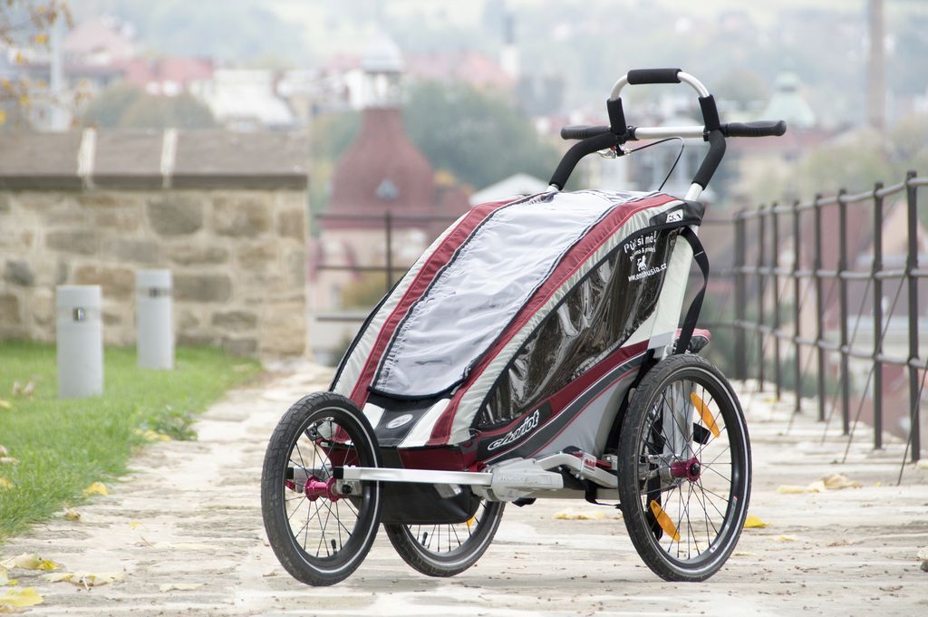 Chariot-Rollstuhl beim Besuch der Schlossgärten