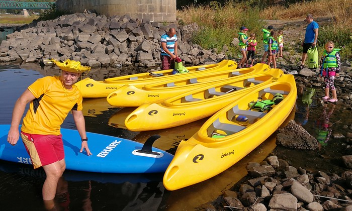 The Canoe Group is preparing to sail on the Elbe